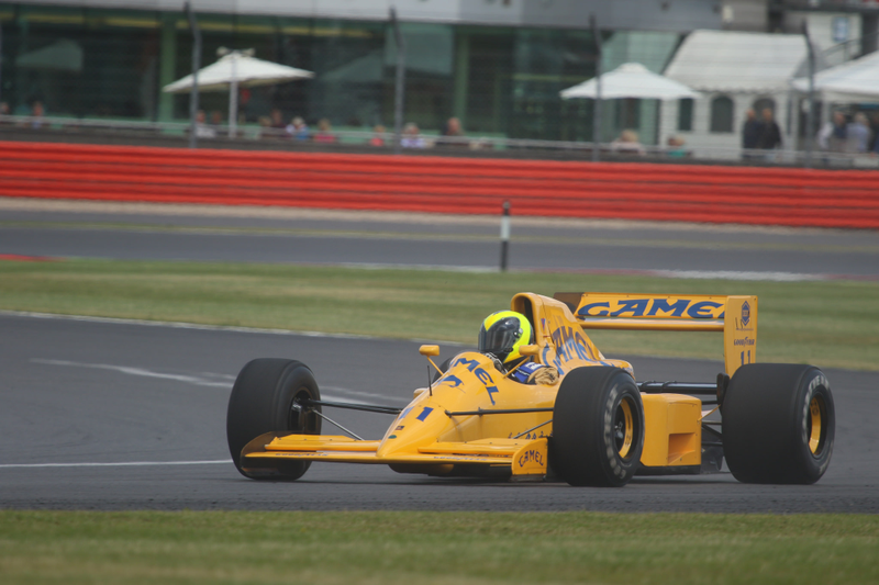 Illustration for article titled Ogle At The Best Cars Racing At The Silverstone Classic
